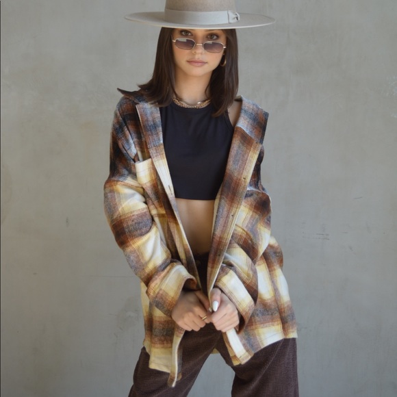 Lake Tahoe Flannel Button Up Jacket - Picture 4 of 10